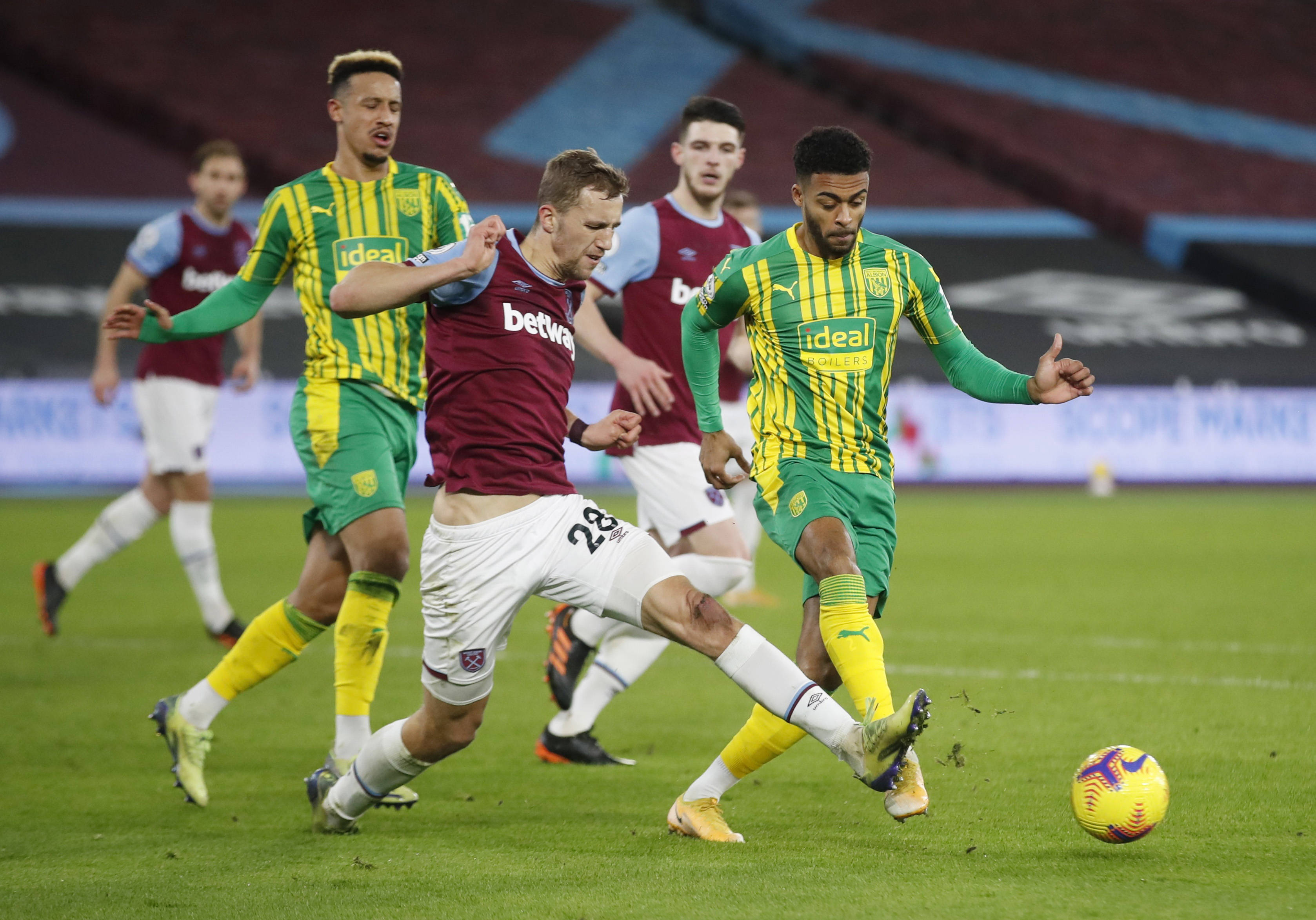 特别是在全 特别是在全